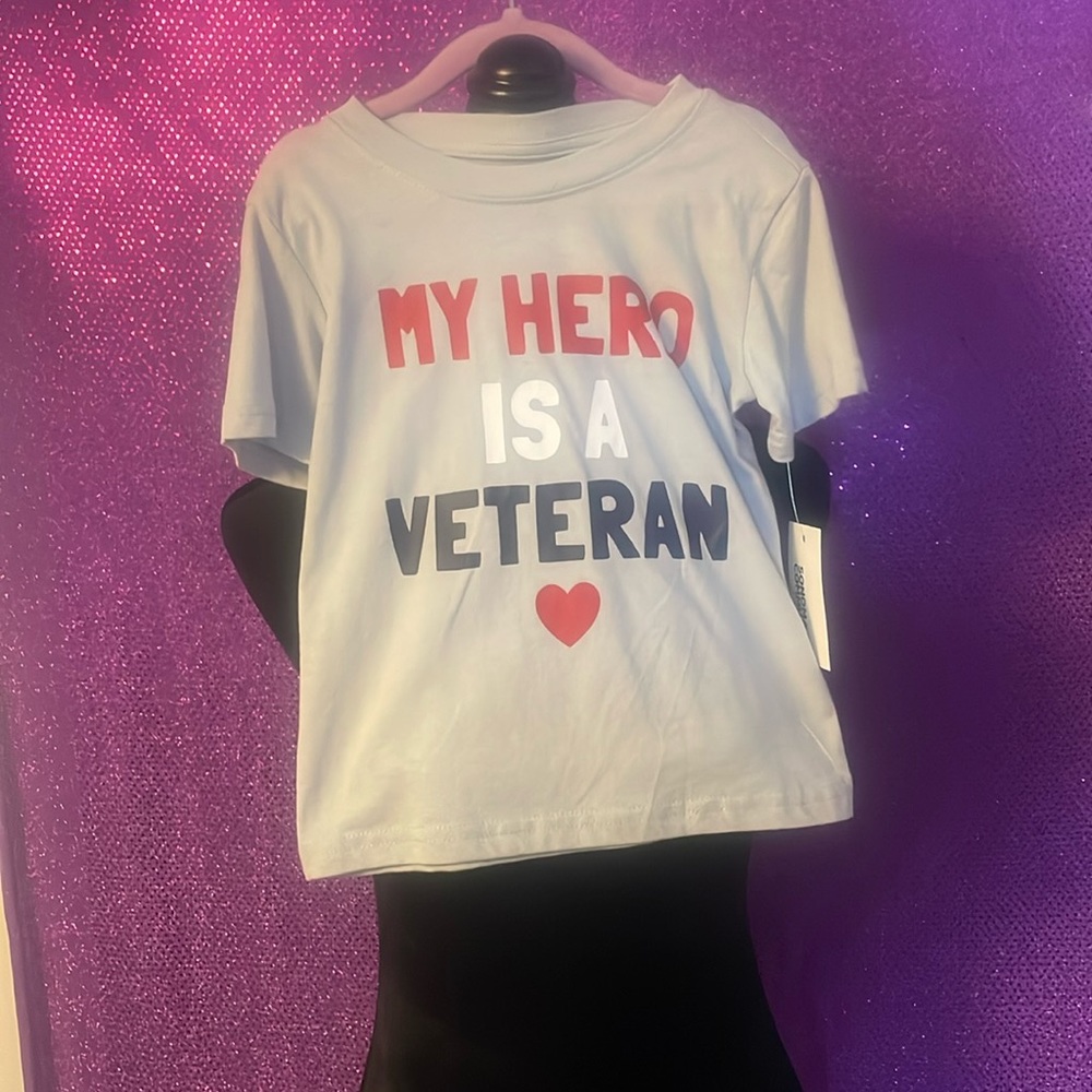 🏝️🎉"My hero is a veteran" children's top